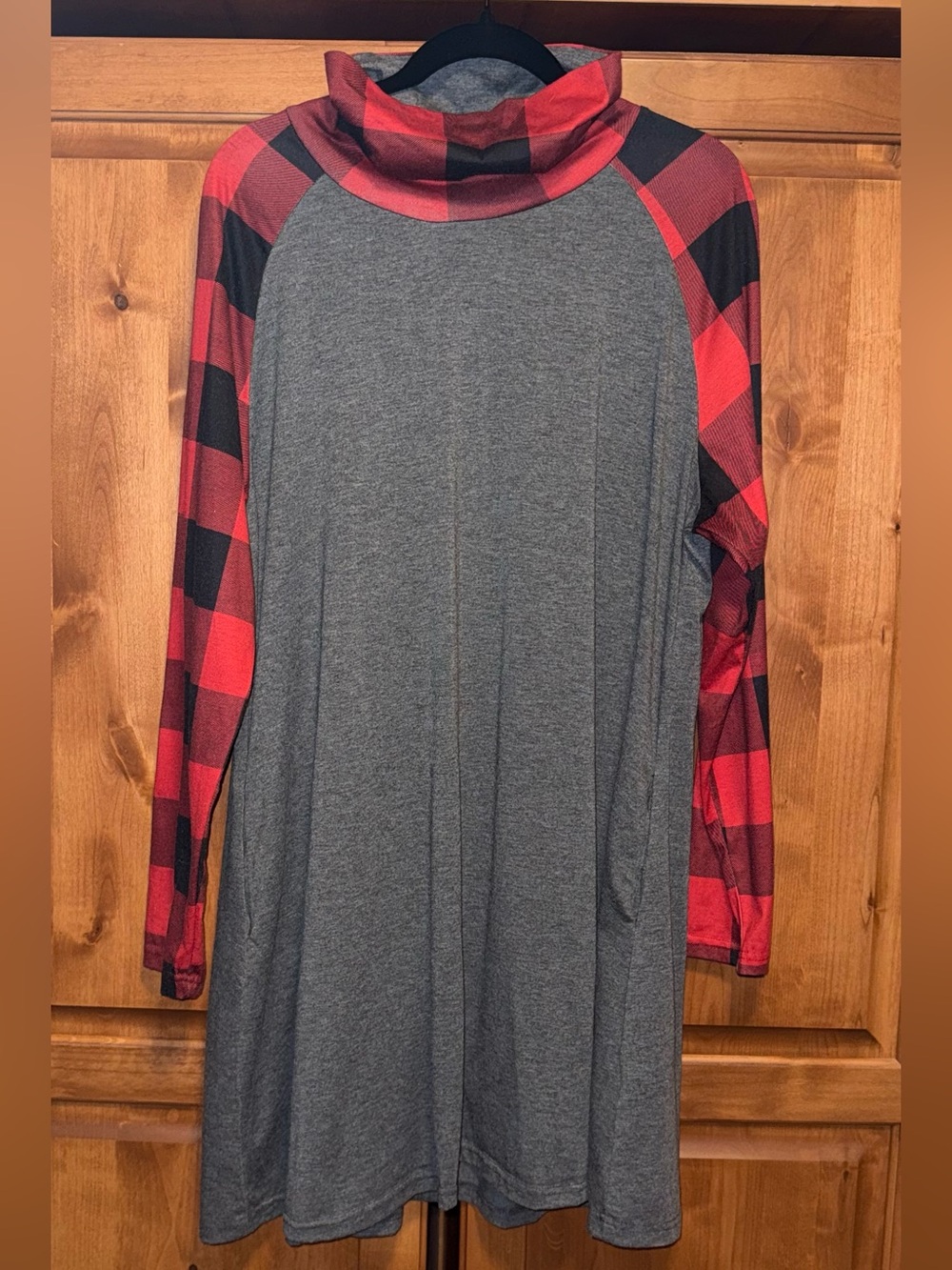 Cozy Grey Tunic Dress with Red Buffalo Plaid Sleeves and Cowl Neck (XL)